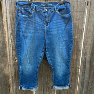 Levi’s cropped jeans